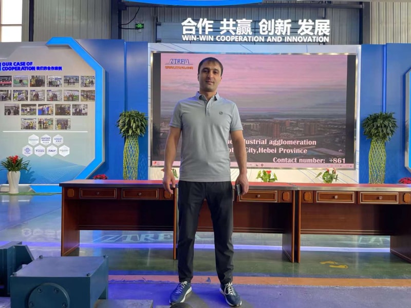 熱烈歡迎哈薩克斯坦國外客戶來訪中拓冷彎，共創(chuàng)輝煌新篇章